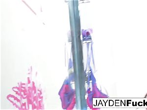Jayden determines To play With Her extraordinaire puss